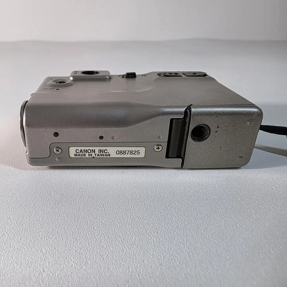 Canon ELPH 24-48mm Film Point & Shoot Film Camera Tested & Working W/ Battery